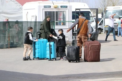 T&uuml;rkiye'deki Suriyelilerin Kilis'ten &uuml;lkelerine d&ouml;n&uuml;ş&uuml; arife g&uuml;n&uuml;nde de s&uuml;r&uuml;yor