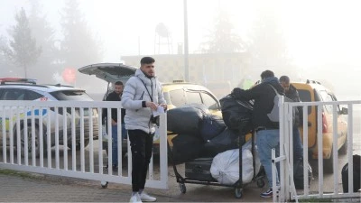 T&uuml;rkiye'deki Suriyelilerin Kilis'ten &uuml;lkelerine d&ouml;n&uuml;ş&uuml; s&uuml;r&uuml;yor