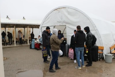 T&uuml;rkiye'deki Suriyelilerin &uuml;lkelerine d&ouml;n&uuml;ş&uuml; s&uuml;r&uuml;yor