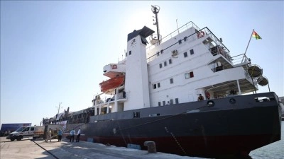 T&uuml;rkiye'den Mogadişu'ya Yardım Gemisi Geldi