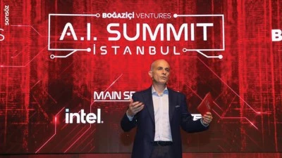 T&uuml;rkiye yapay zeka yatırımlarıyla k&uuml;resel sı&ccedil;rama yapabilir