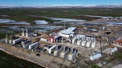 &Uuml;&ccedil; kuyuda doğal gaz &uuml;retiliyor