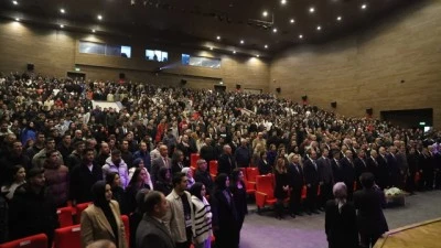 U&ccedil;aktan 6 Kıtaya konulu konferans d&uuml;zenlendi