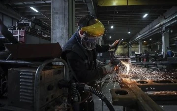 &Uuml;cretli &ccedil;alışan sayısı martta yıllık bazda y&uuml;zde 6,5 arttı