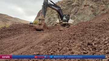 Ulaşıma kapanan k&ouml;y yolu a&ccedil;ıldı