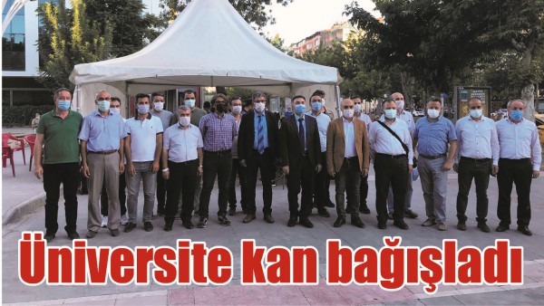 &Uuml;NİVERSİTE KAN BAĞIŞLADI