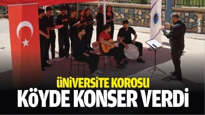 &Uuml;niversite korosu, k&ouml;yde konser verdi