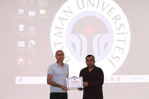 &Uuml;niversite personeline sivil savunma eğitimi&hellip;
