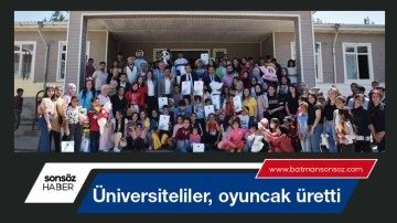 &Uuml;niversiteliler, oyuncak &uuml;retti
