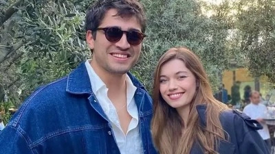 &Uuml;nl&uuml; Oyuncu Mert Ramazan Demir Korumasının &Ouml;zel G&uuml;n&uuml;nde Yanında