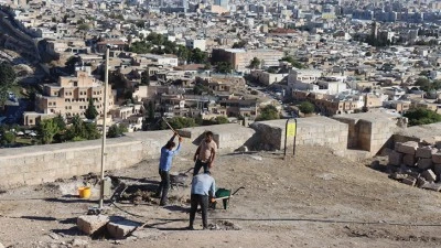Urfa Kalesi kazıları b&ouml;lge tarihine ışık tutuyor