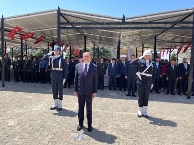 Urfa'ya "Şanlı" &uuml;nvanı verilmesinin 41. yıl d&ouml;n&uuml;m&uuml; kutlandı