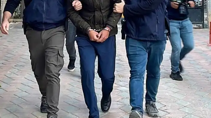 Uyuşturucu operasyonunda 2 ş&uuml;pheli tutuklandı
