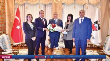 Vakıflar B&ouml;lge M&uuml;d&uuml;r&uuml; Hakan Demir'i kabul etti
