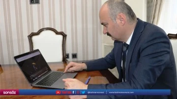 Vali Canalp yılın fotoğrafını se&ccedil;ti