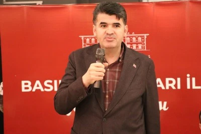 Vali Kalaylı, basın mensuplarıyla iftarda buluştu