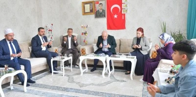 Vali Murat Zorluoğlu ve Eşi Sevcan Zorluoğlu&rsquo;ndan Şehit Ailelerine Ziyaret