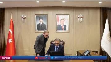 Vali Şıldak, "Yılın Kareleri" oylamasına katıldı