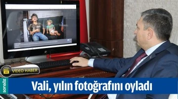 VALİ, YILIN FOTOĞRAFINI OYLADI
