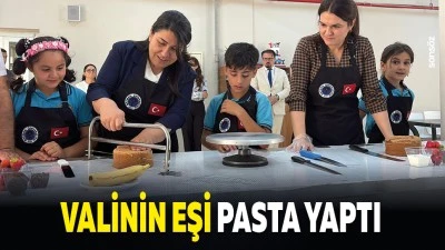 Valinin eşi pasta yaptı