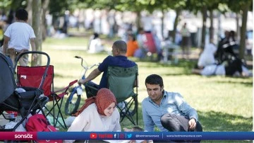 Vatandaşlar hafta sonu sahil ve parkları tercih etti