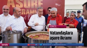Vatandaşlara aşure ikramı