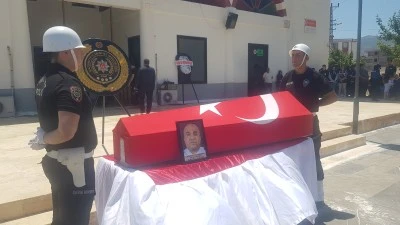 Vefat eden polis memuru toprağa verildi