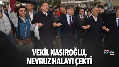 Vekil Nasıroğlu, Nevruz halayı &ccedil;ekti