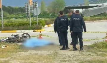 Vidanj&ouml;rle &ccedil;arpışan motosikletin s&uuml;r&uuml;c&uuml;s&uuml; &ouml;ld&uuml;