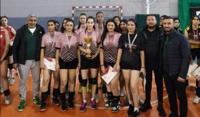 Voleybolun zirvesi değişmedi