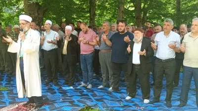Yağmur ve ş&uuml;k&uuml;r duası yapıldı