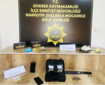 Yakalanan 2 zanlı tutuklandı