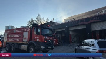 Yangında 3 kişi dumandan etkilendi