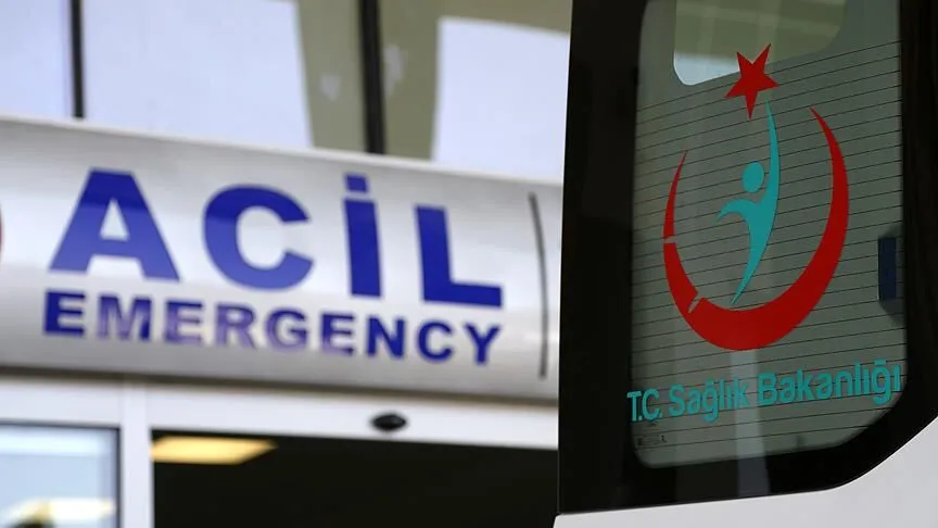Yangında 3'&uuml; &ccedil;ocuk 7 kişi dumandan etkilendi