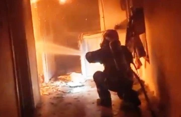Yangında 5 kişi dumandan etkilendi