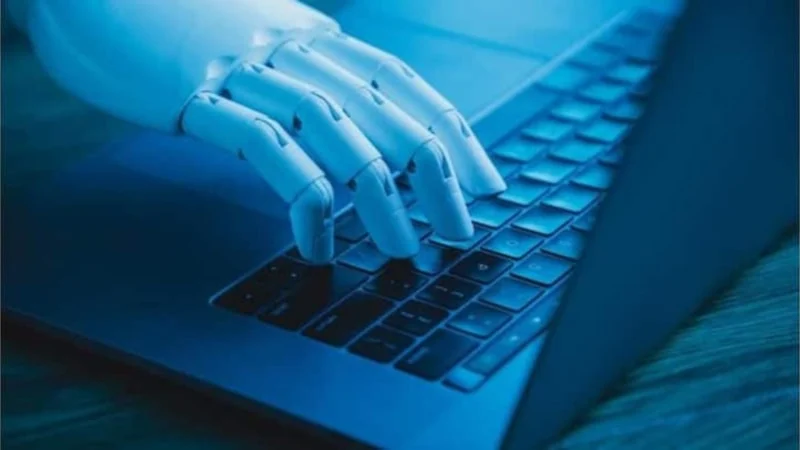 Yapay zeka bot s&uuml;r&uuml;leri se&ccedil;menleri etkileyebilir