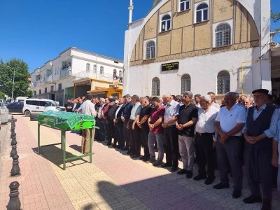 Yaşamını yitiren gencin cenazesi toprağa verildi