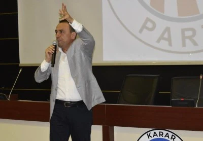 Yaşar Aydın kararlı y&uuml;r&uuml;yor