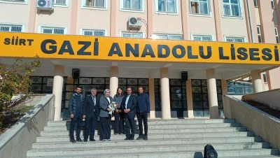 Yazar Demirhan, Siirtli &Ouml;rencilerle buluştu