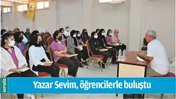 Yazar Sevim, &ouml;ğrencilerle buluştu