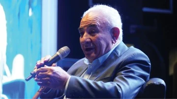 Yazar Vehbi Vakkasoğlu Diyarbakırlılarla buluştu