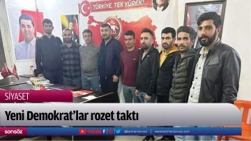 Yeni Demokrat&rsquo;lar rozet taktı