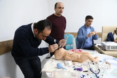 Yenidoğan Canlandırma Programı kapsamında eğitim d&uuml;zenlendi