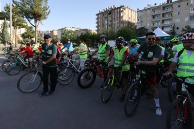 Yeşilay Bisiklet Turu d&uuml;zenlendi