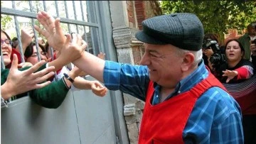 Yeşil&ccedil;am'ın komedi ustası: Zeki Alasya