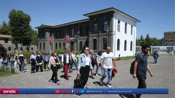 Yılın ilk 4 ayında 50 bin ziyaret&ccedil;i ağırladı