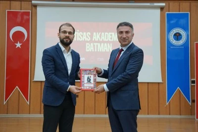 Y&Ouml;K&rsquo;ten Batman&rsquo;a ziyaret