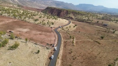 Yol asfaltlama &ccedil;alışması yapıldı