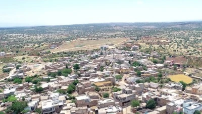 Yol &ccedil;alışmasında bulunan taş bloklarda 722 yılına ait yazıt tespit edildi