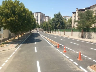 Yol &ccedil;izgileri yenileniyor